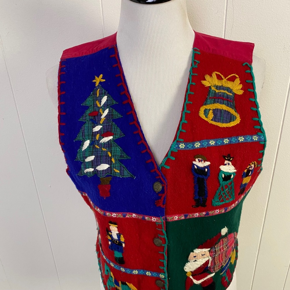 Erika Classics Vintage Christmas Vest Womens Large Wool Blend Santa Embroidered - Picture 8 of 11